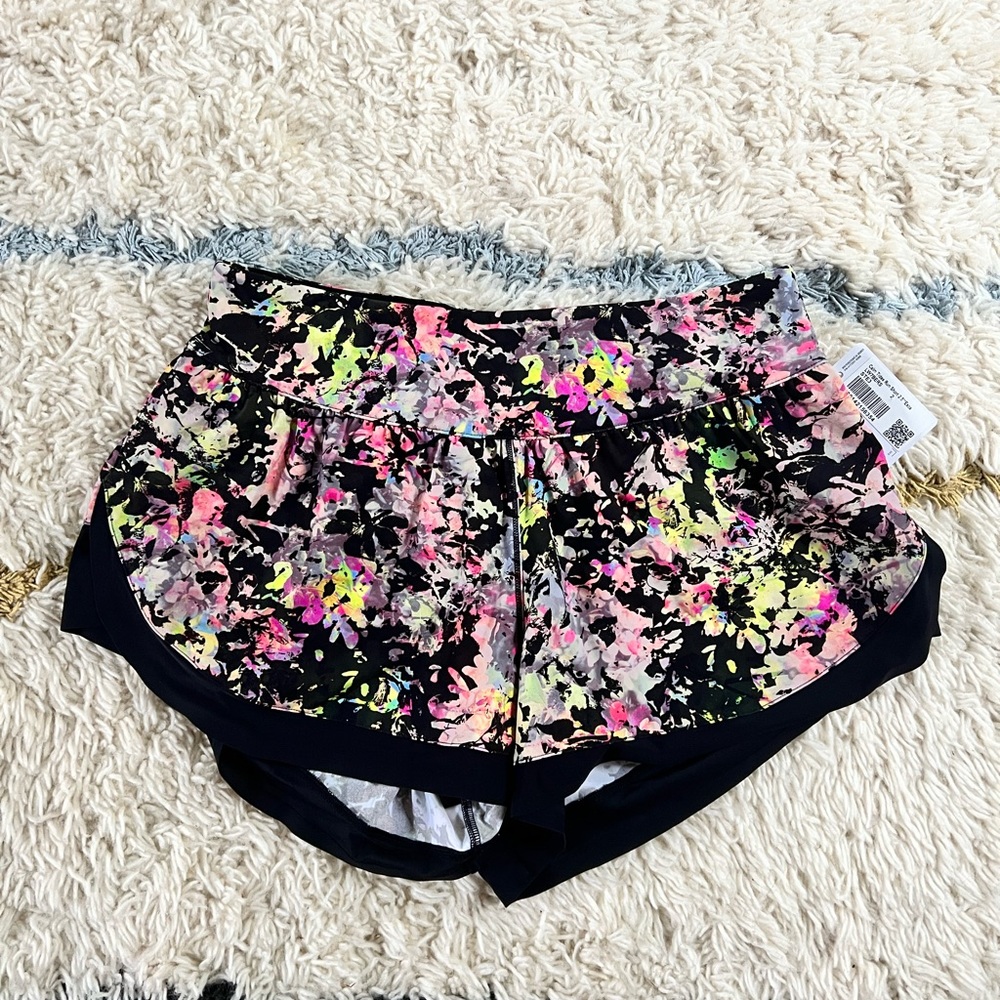 Lululemon shorts 2